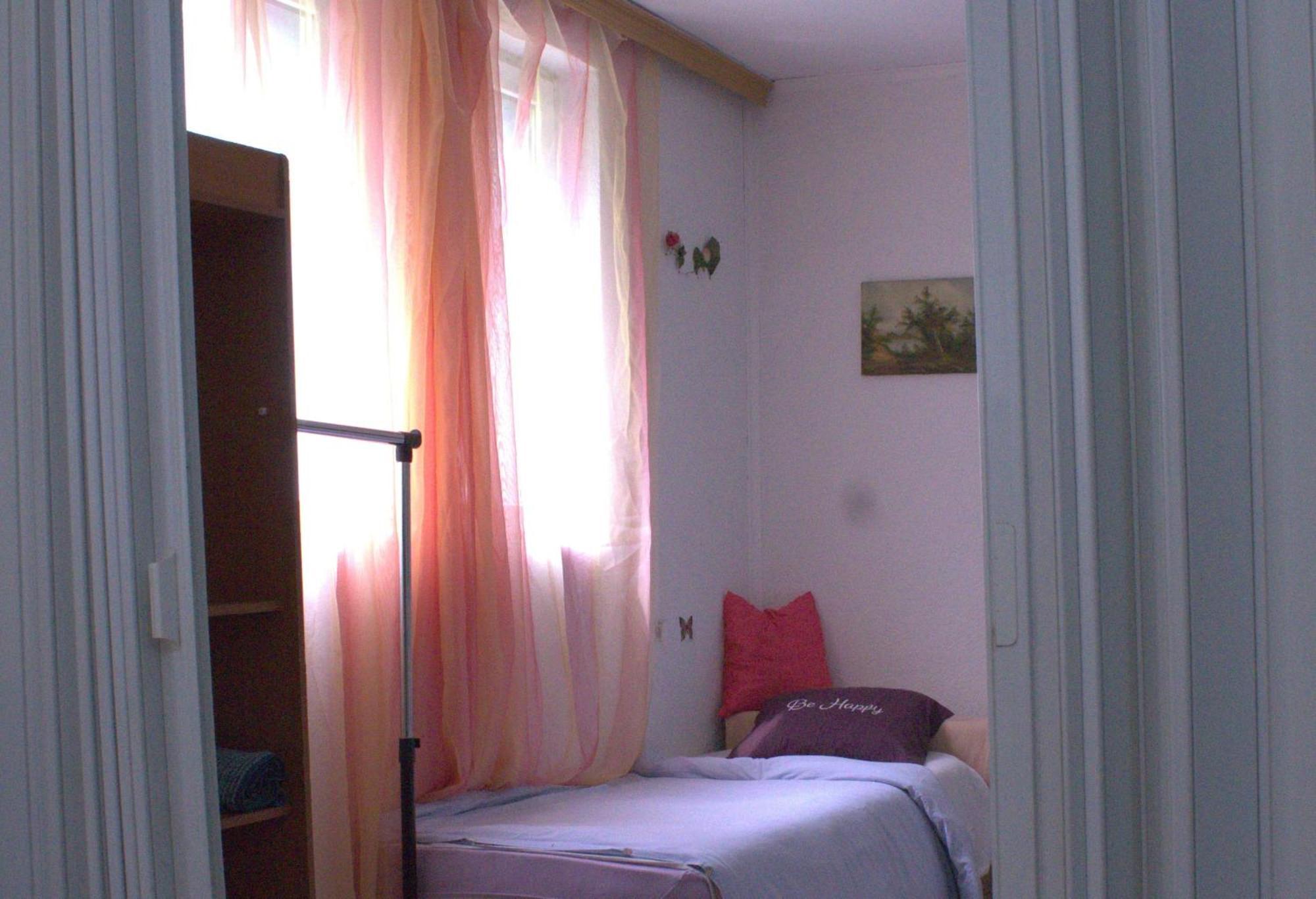 Bed and Breakfast Adem'S Cozy Terrace Retreat Skopje Exteriér fotografie